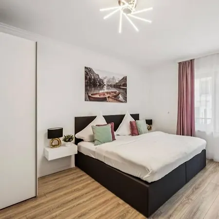 Prime Host Balcony דירה
