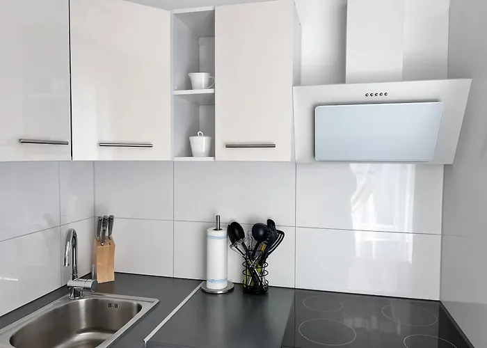 Prime Host Balcony *